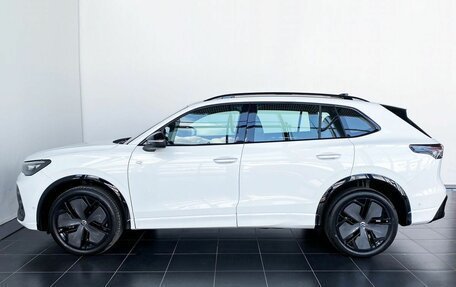 Volkswagen Tiguan, 2024 год, 4 990 000 рублей, 5 фотография