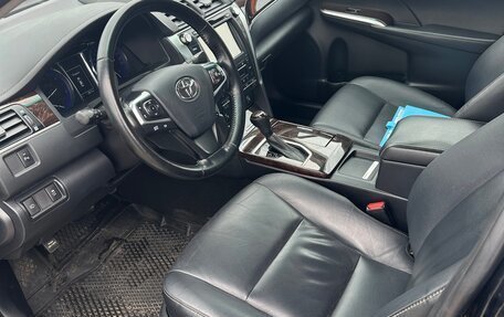 Toyota Camry, 2017 год, 2 200 000 рублей, 8 фотография