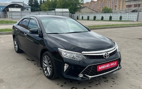 Toyota Camry, 2017 год, 2 200 000 рублей, 3 фотография