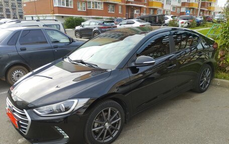 Hyundai Elantra VI рестайлинг, 2018 год, 1 650 000 рублей, 6 фотография