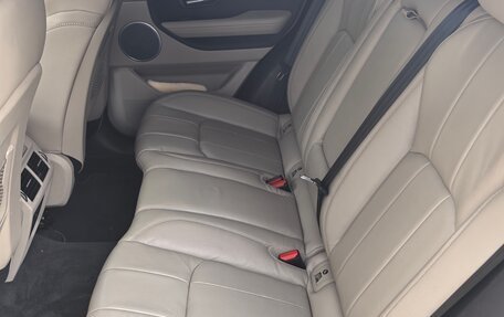 Land Rover Range Rover Evoque I, 2015 год, 2 600 000 рублей, 11 фотография