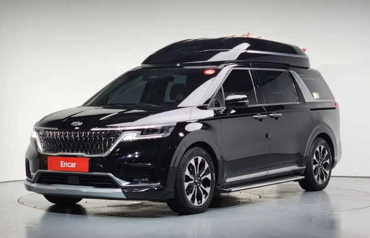 KIA Carnival III, 2021 год, 4 030 000 рублей, 1 фотография