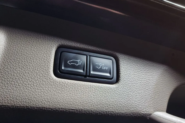 KIA Carnival III, 2021 год, 4 030 000 рублей, 19 фотография