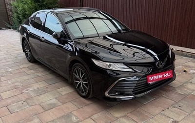 Toyota Camry, 2021 год, 4 000 000 рублей, 1 фотография