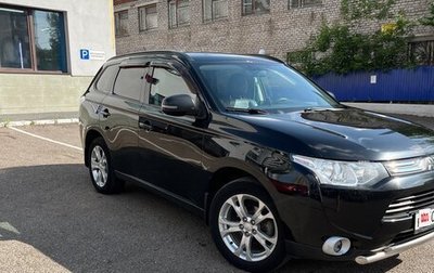 Mitsubishi Outlander III рестайлинг 3, 2013 год, 1 400 000 рублей, 1 фотография