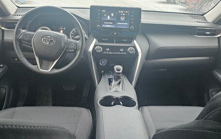 Toyota Venza, 2021 год, 3 998 000 рублей, 21 фотография