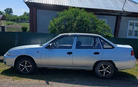 Daewoo Nexia I рестайлинг, 2011 год, 280 000 рублей, 2 фотография