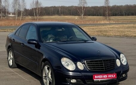 Mercedes-Benz E-Класс, 2002 год, 780 000 рублей, 2 фотография