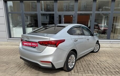 Hyundai Solaris II рестайлинг, 2017 год, 1 180 000 рублей, 4 фотография