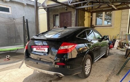 Honda Crosstour I рестайлинг, 2014 год, 1 450 000 рублей, 2 фотография
