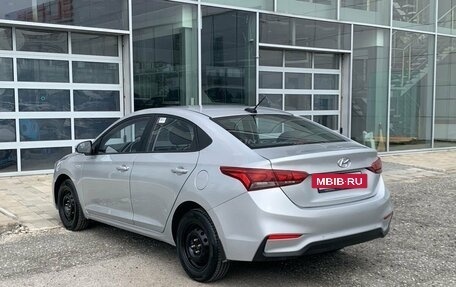 Hyundai Solaris II рестайлинг, 2018 год, 790 000 рублей, 6 фотография