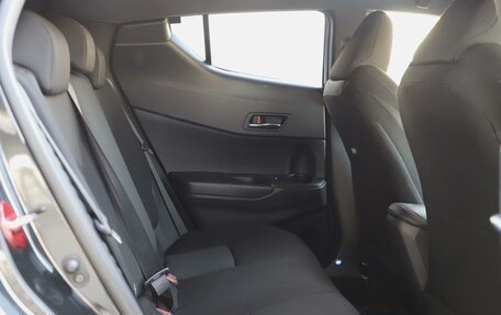 Toyota C-HR I рестайлинг, 2019 год, 2 185 000 рублей, 8 фотография