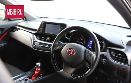 Toyota C-HR I рестайлинг, 2019 год, 2 185 000 рублей, 6 фотография