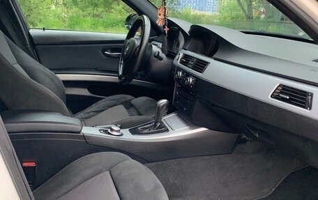 BMW 3 серия, 2007 год, 720 000 рублей, 11 фотография