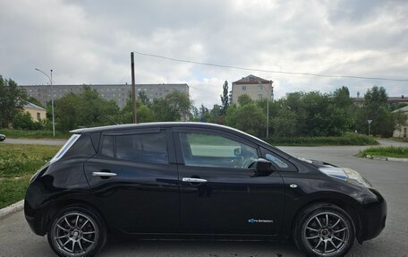 Nissan Leaf I, 2016 год, 850 000 рублей, 9 фотография