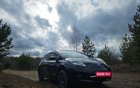 Nissan Leaf I, 2016 год, 850 000 рублей, 26 фотография
