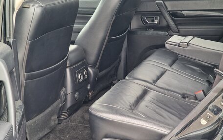 Mitsubishi Pajero IV, 2011 год, 2 450 000 рублей, 18 фотография