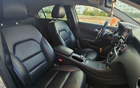 Mercedes-Benz A-Класс, 2015 год, 1 600 000 рублей, 9 фотография