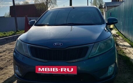 KIA Rio III рестайлинг, 2011 год, 700 000 рублей, 2 фотография