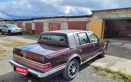 Chrysler Imperial VII, 1992 год, 750 000 рублей, 10 фотография