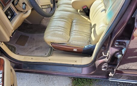 Chrysler Imperial VII, 1992 год, 750 000 рублей, 22 фотография