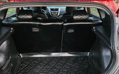 Hyundai Solaris II рестайлинг, 2011 год, 700 000 рублей, 9 фотография