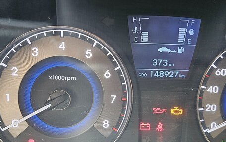 Hyundai Solaris II рестайлинг, 2011 год, 700 000 рублей, 10 фотография