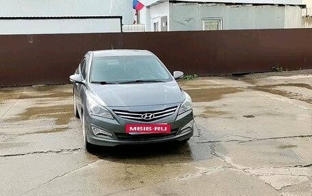 Hyundai Solaris II рестайлинг, 2015 год, 790 000 рублей, 5 фотография