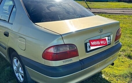 Toyota Avensis III рестайлинг, 2001 год, 400 000 рублей, 9 фотография
