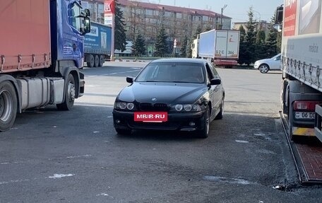 BMW 5 серия, 2002 год, 600 000 рублей, 3 фотография