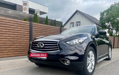 Infiniti FX II, 2013 год, 2 499 000 рублей, 7 фотография