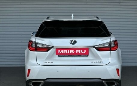 Lexus RX IV рестайлинг, 2017 год, 3 650 000 рублей, 6 фотография