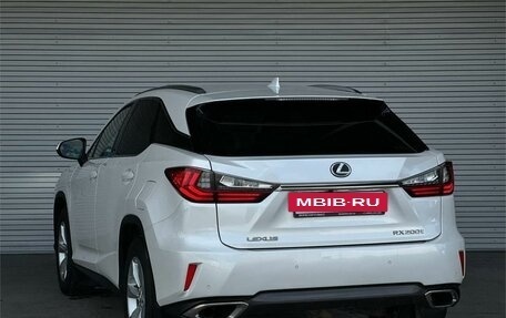 Lexus RX IV рестайлинг, 2017 год, 3 650 000 рублей, 7 фотография