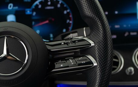 Mercedes-Benz E-Класс, 2021 год, 4 500 000 рублей, 14 фотография