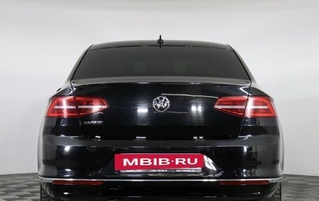 Volkswagen Passat B8 рестайлинг, 2018 год, 1 999 000 рублей, 6 фотография