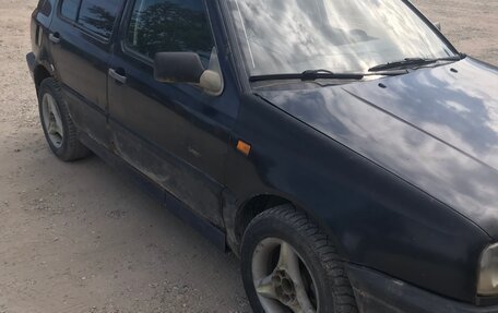 Volkswagen Golf III, 1993 год, 56 000 рублей, 2 фотография