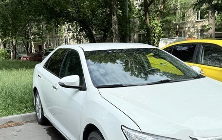 Toyota Camry, 2012 год, 2 100 000 рублей, 2 фотография