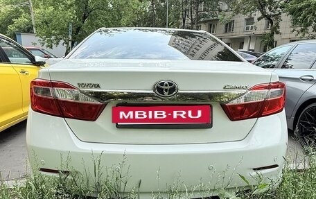 Toyota Camry, 2012 год, 2 100 000 рублей, 3 фотография