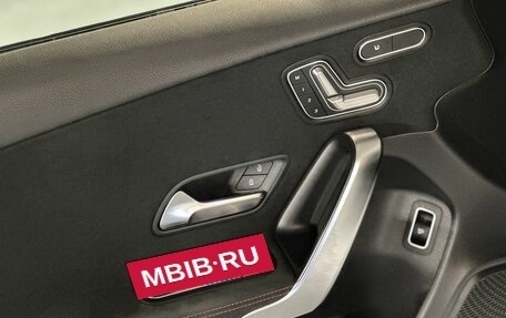 Mercedes-Benz A-Класс AMG, 2022 год, 4 500 000 рублей, 16 фотография