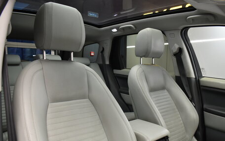 Land Rover Discovery Sport I рестайлинг, 2015 год, 2 560 000 рублей, 10 фотография