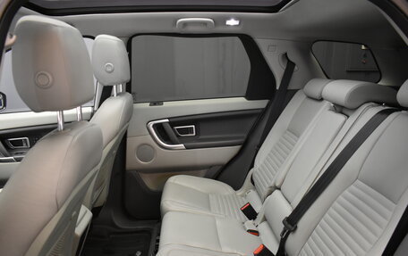 Land Rover Discovery Sport I рестайлинг, 2015 год, 2 560 000 рублей, 27 фотография