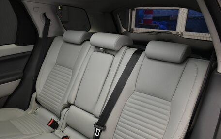 Land Rover Discovery Sport I рестайлинг, 2015 год, 2 560 000 рублей, 30 фотография