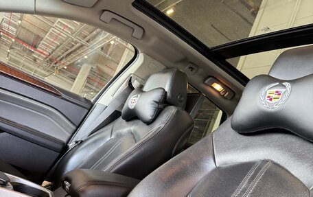 Cadillac SRX II рестайлинг, 2011 год, 1 290 000 рублей, 8 фотография