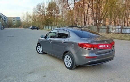 KIA Rio III рестайлинг, 2015 год, 1 250 000 рублей, 4 фотография