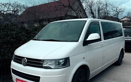 Volkswagen Multivan T5, 2012 год, 2 950 000 рублей, 1 фотография