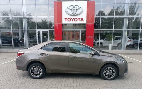 Toyota Corolla, 2018 год, 1 890 000 рублей, 2 фотография