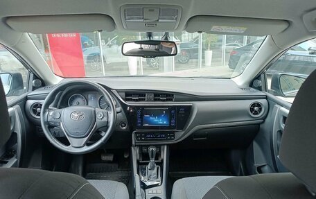 Toyota Corolla, 2018 год, 1 890 000 рублей, 11 фотография