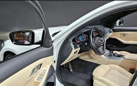 BMW 3 серия, 2022 год, 3 490 000 рублей, 11 фотография