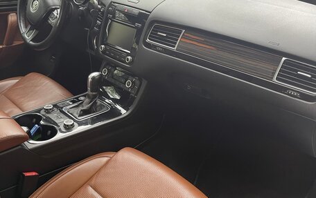 Volkswagen Touareg III, 2014 год, 2 900 000 рублей, 15 фотография
