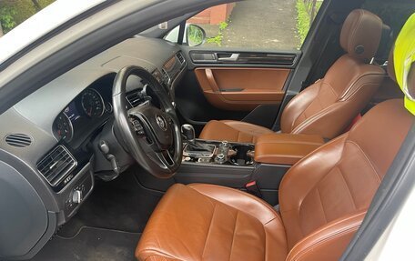 Volkswagen Touareg III, 2014 год, 2 900 000 рублей, 10 фотография